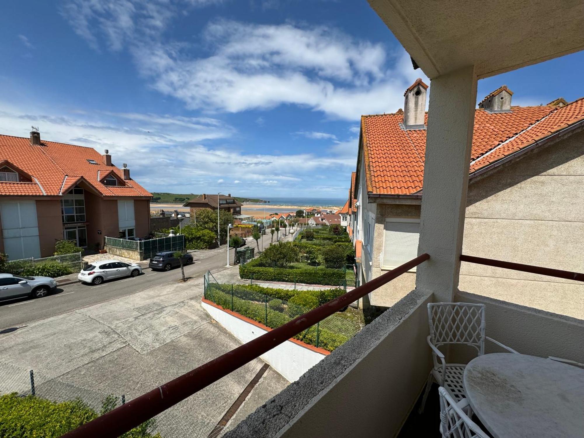 Appartamento Duplex Con Terraza En Mogro Esterno foto