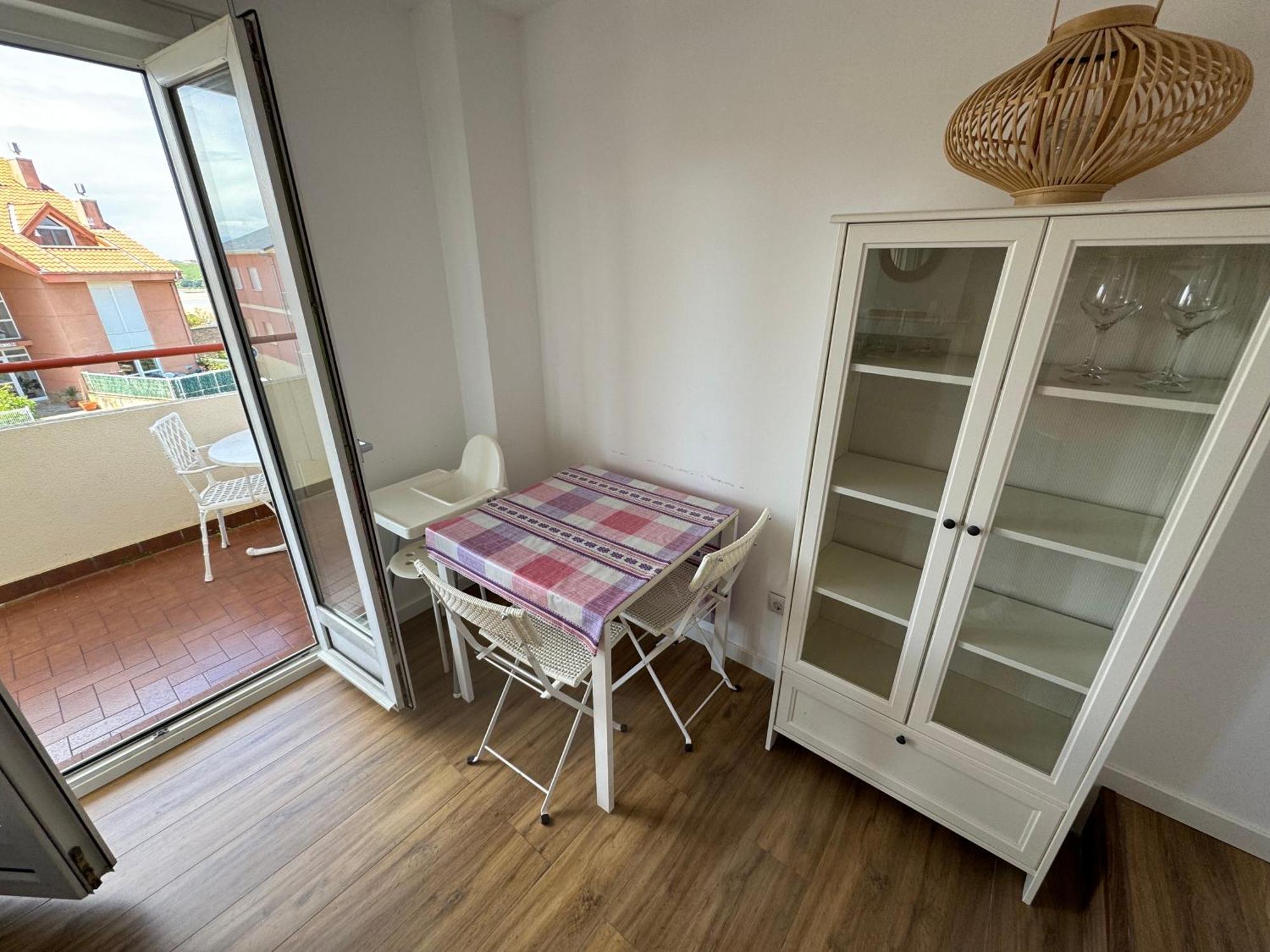 Appartamento Duplex Con Terraza En Mogro Esterno foto